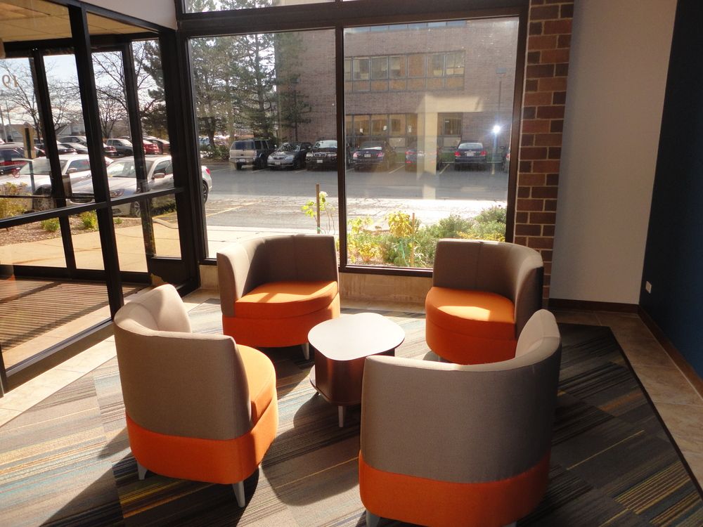 Highland Plaza : 1920 S Highland Ave, Lombard, IL, 60148